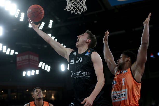 还可能面临 还可能面临