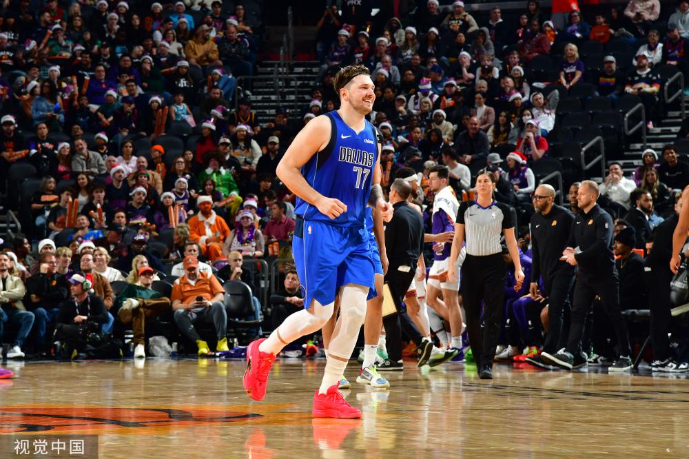 在绿茵场上 在绿茵场上